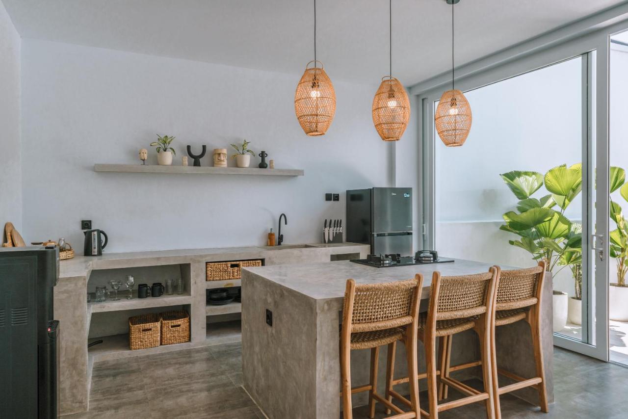 Villa Seseh Breeze - Cozy & Romantic 1Br Villa Next To Seseh Beach Canggu Εξωτερικό φωτογραφία